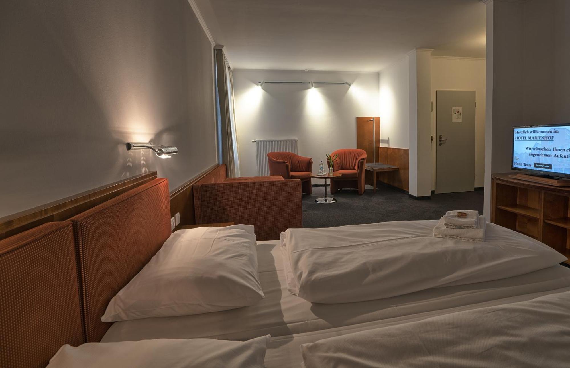 Hotel & Apart4You Dorfen Kültér fotó