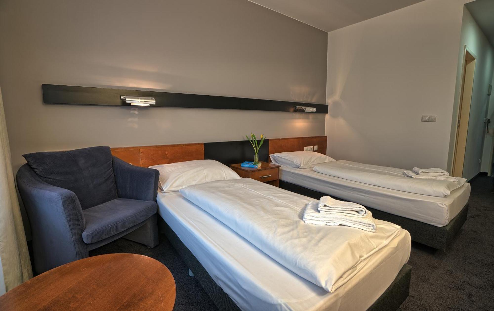 Hotel & Apart4You Dorfen Kültér fotó